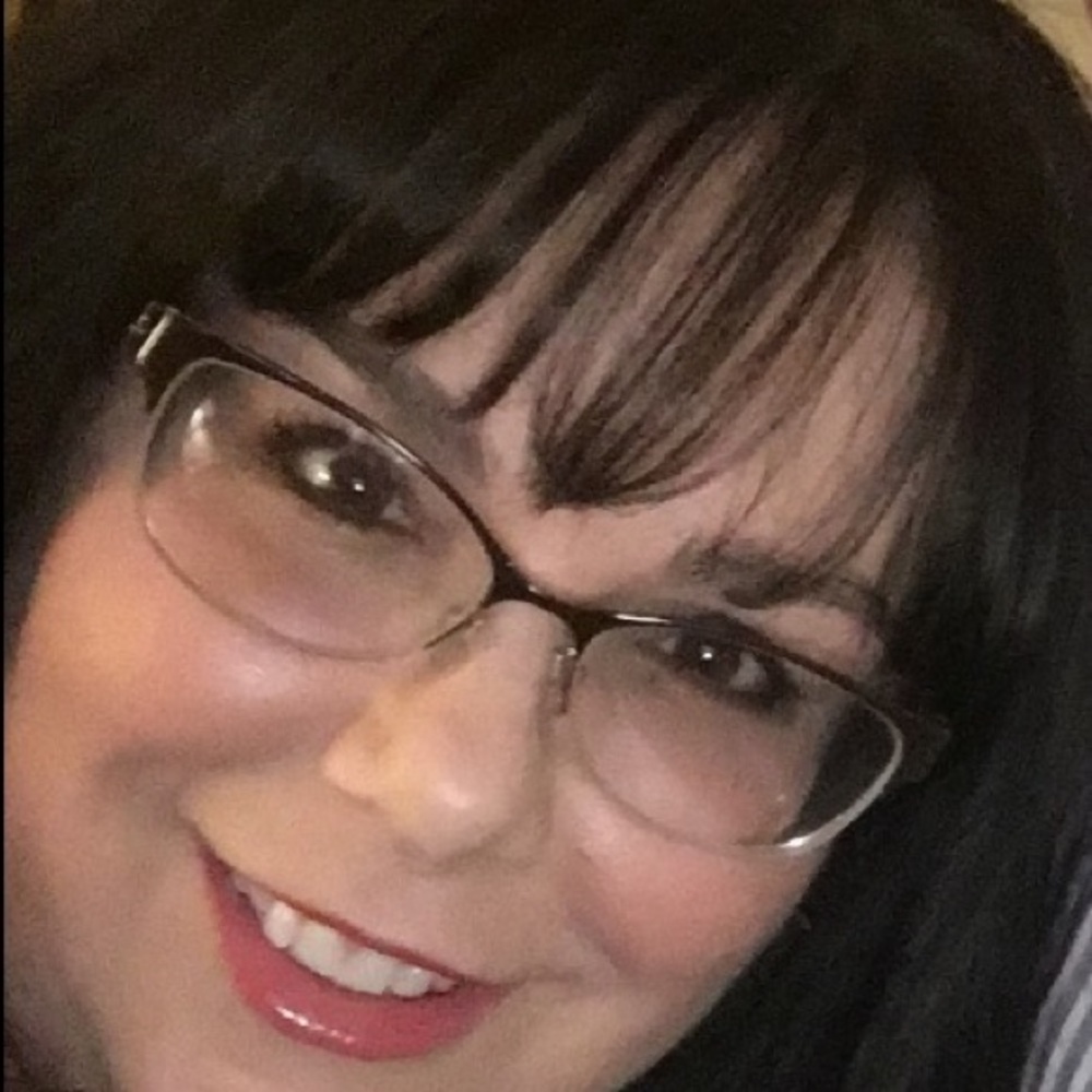 Meet your Posher, Paula